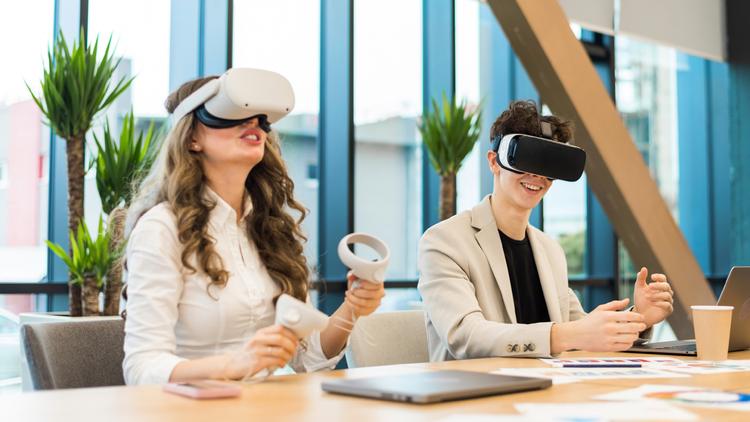 The Impact of Augmented Reality and Virtual Reality on IT Jobs